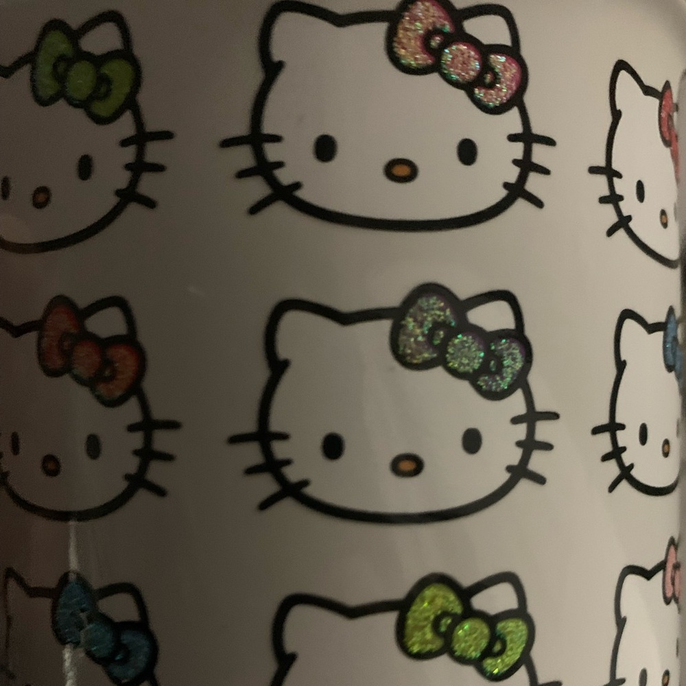 Hello Kitty Mug - Picture 5 of 5